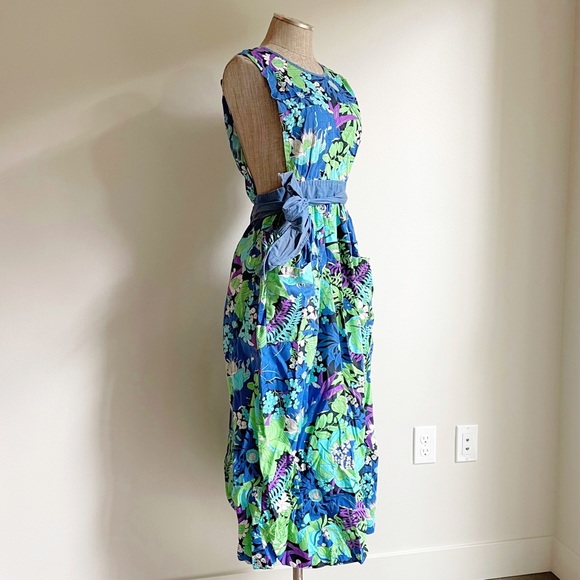 Blue Floral Vintage Pinafore Apron - Picture 4 of 17